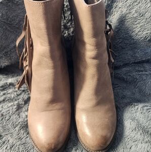 Steve Madden Tan Heeled Boots